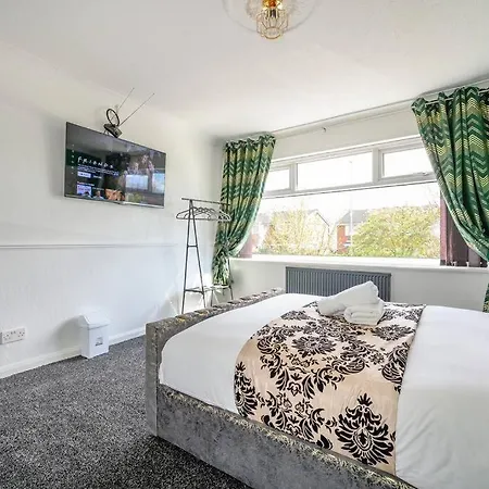 Semesterbostad *328ol* For Your Relaxed & Cosy + Parking *