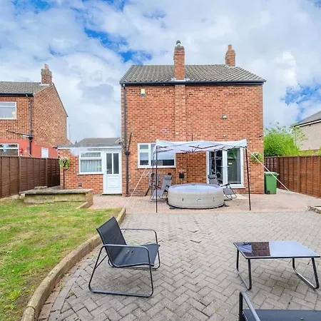 Будинок відпочинку *328ol* For Your Relaxed & Cosy + Parking