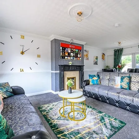Prázdninový dům *328ol* For Your Relaxed & Cosy + Parking Leeds (West Yorkshire)