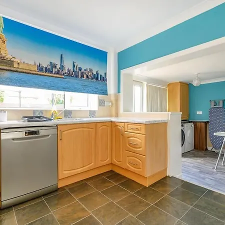 *328ol* For Your Relaxed & Cosy + Parking Holiday home